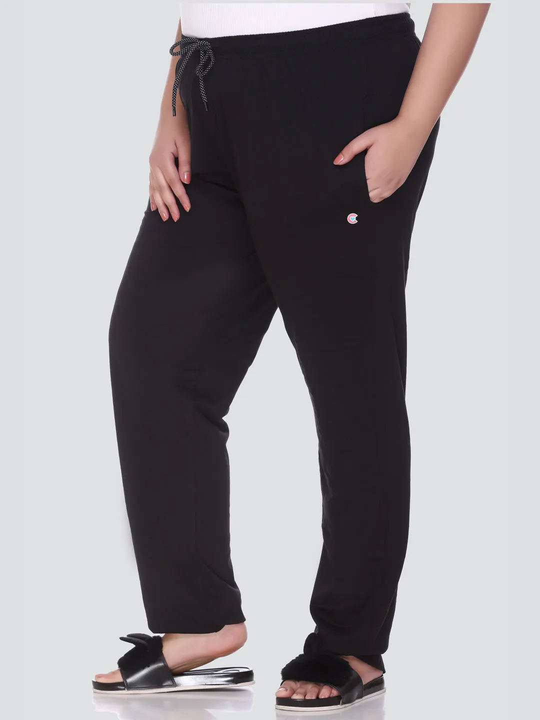 Cotton Trackpants For Women With One Side Zip Pocket - Black