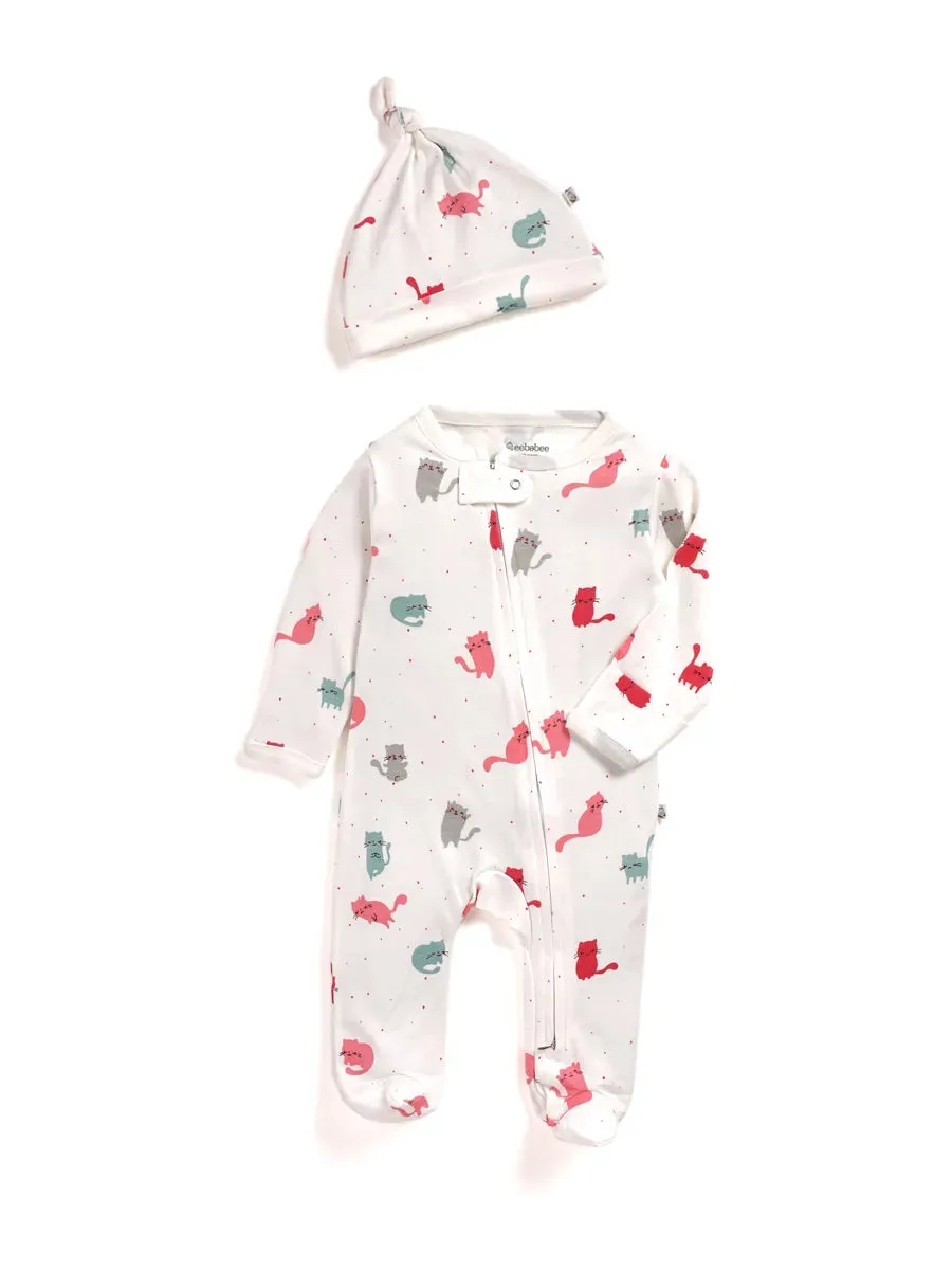 Full sleeve cat patterns in white zipper sleepsuit with cap for baby