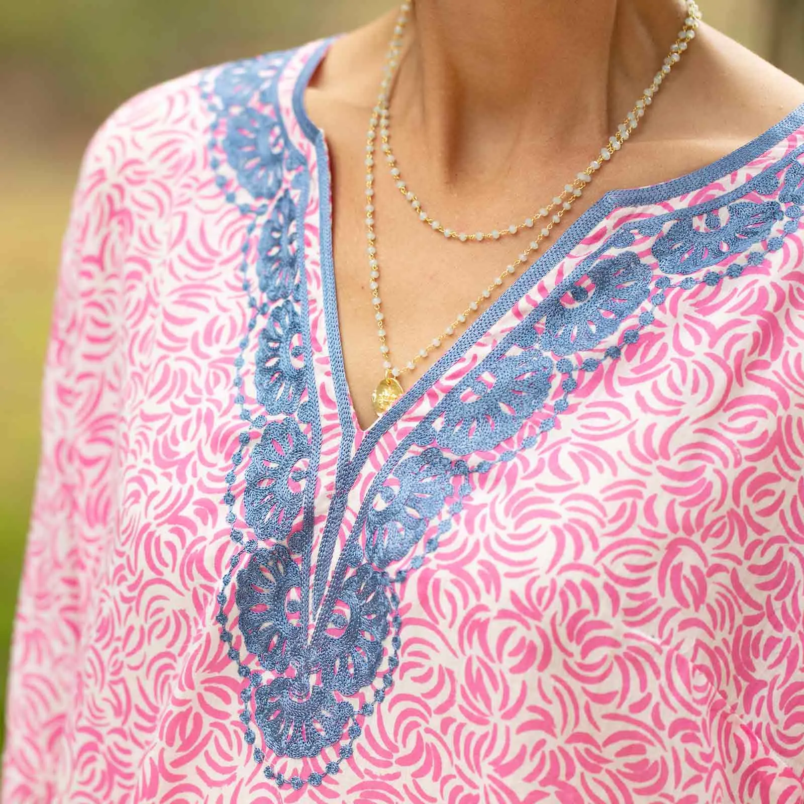 Isa Pink blu Cotton Embroidered Kurta Tunic