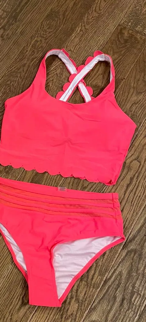 Scalloped Top Bikini ( 2-colors )