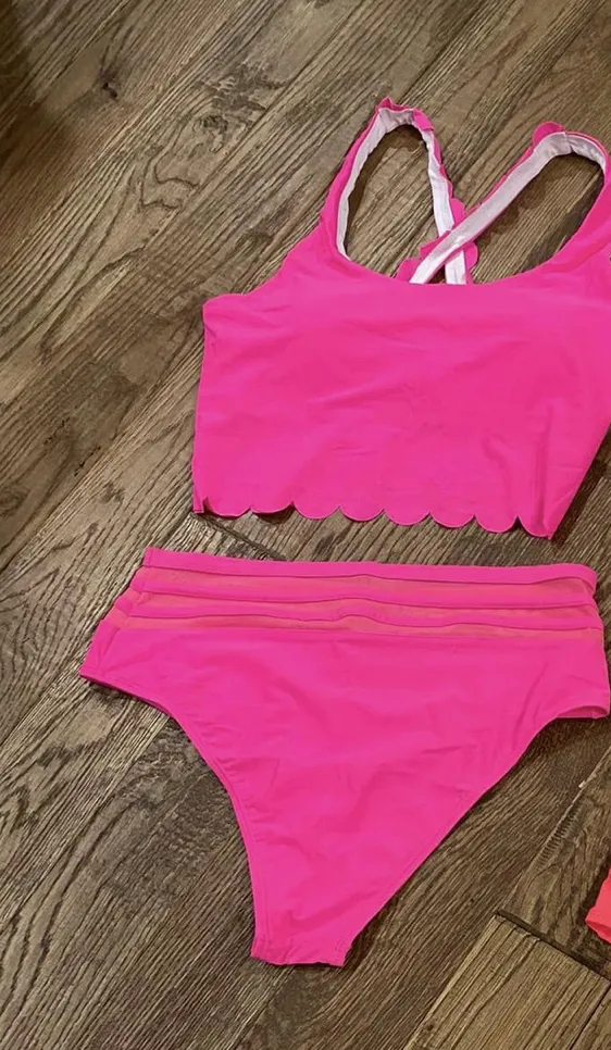 Scalloped Top Bikini ( 2-colors )