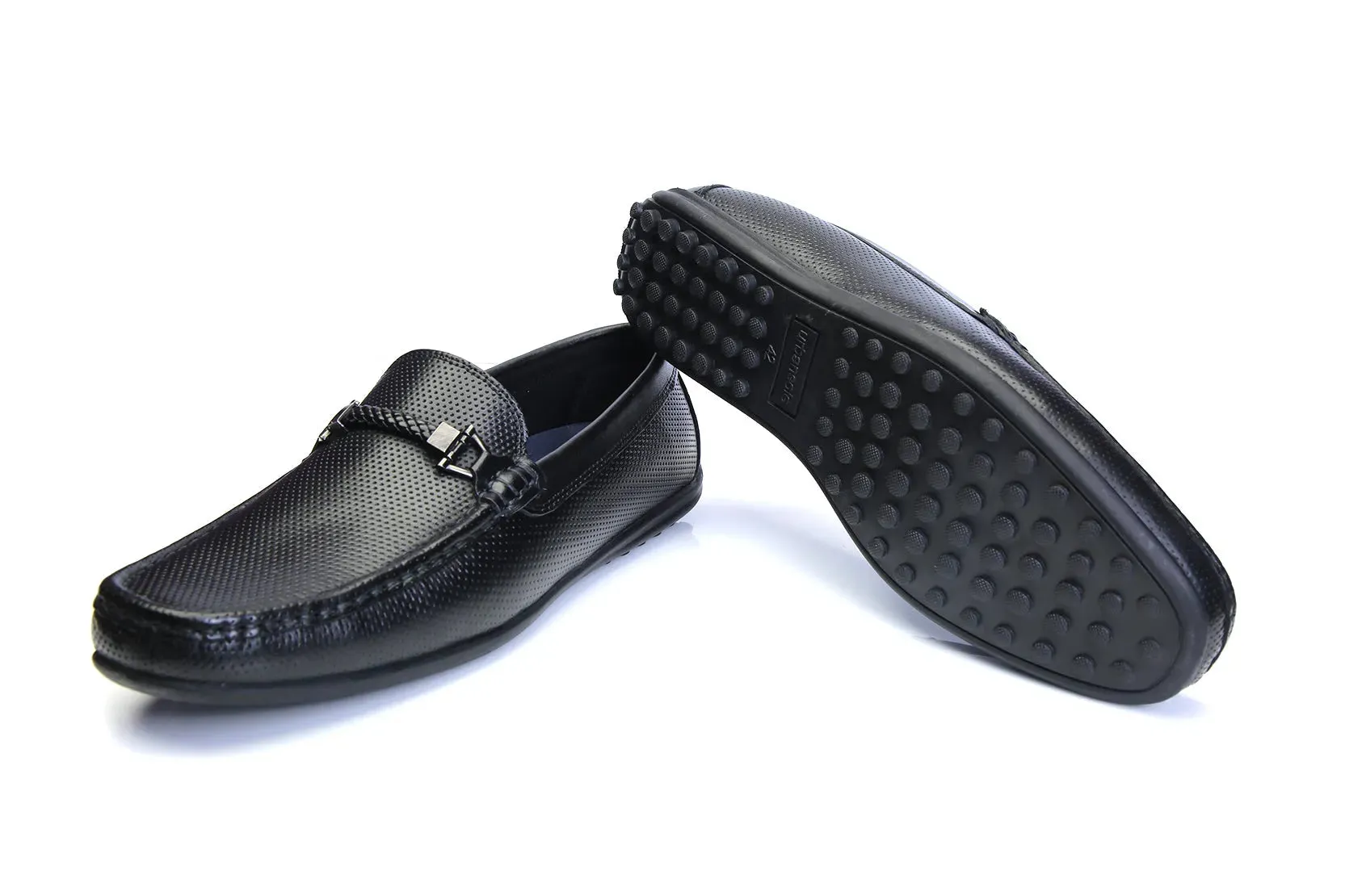 Sure! Here’s an optimized title for the e-commerce product:

Stylish Moccasin Shoes for Men - US Size UM-2351 - Comfortable and Versatile Footwear

Feel free to adjust any specifics based on your target audience or additional features!