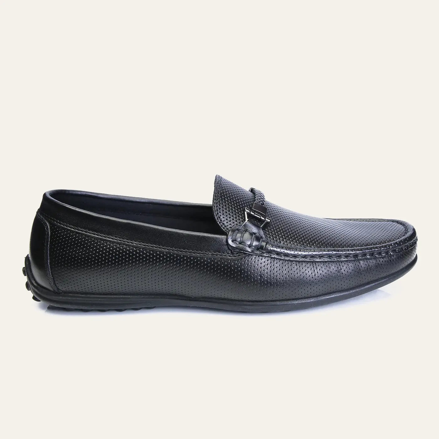 Sure! Here’s an optimized title for the e-commerce product:

Stylish Moccasin Shoes for Men - US Size UM-2351 - Comfortable and Versatile Footwear

Feel free to adjust any specifics based on your target audience or additional features!