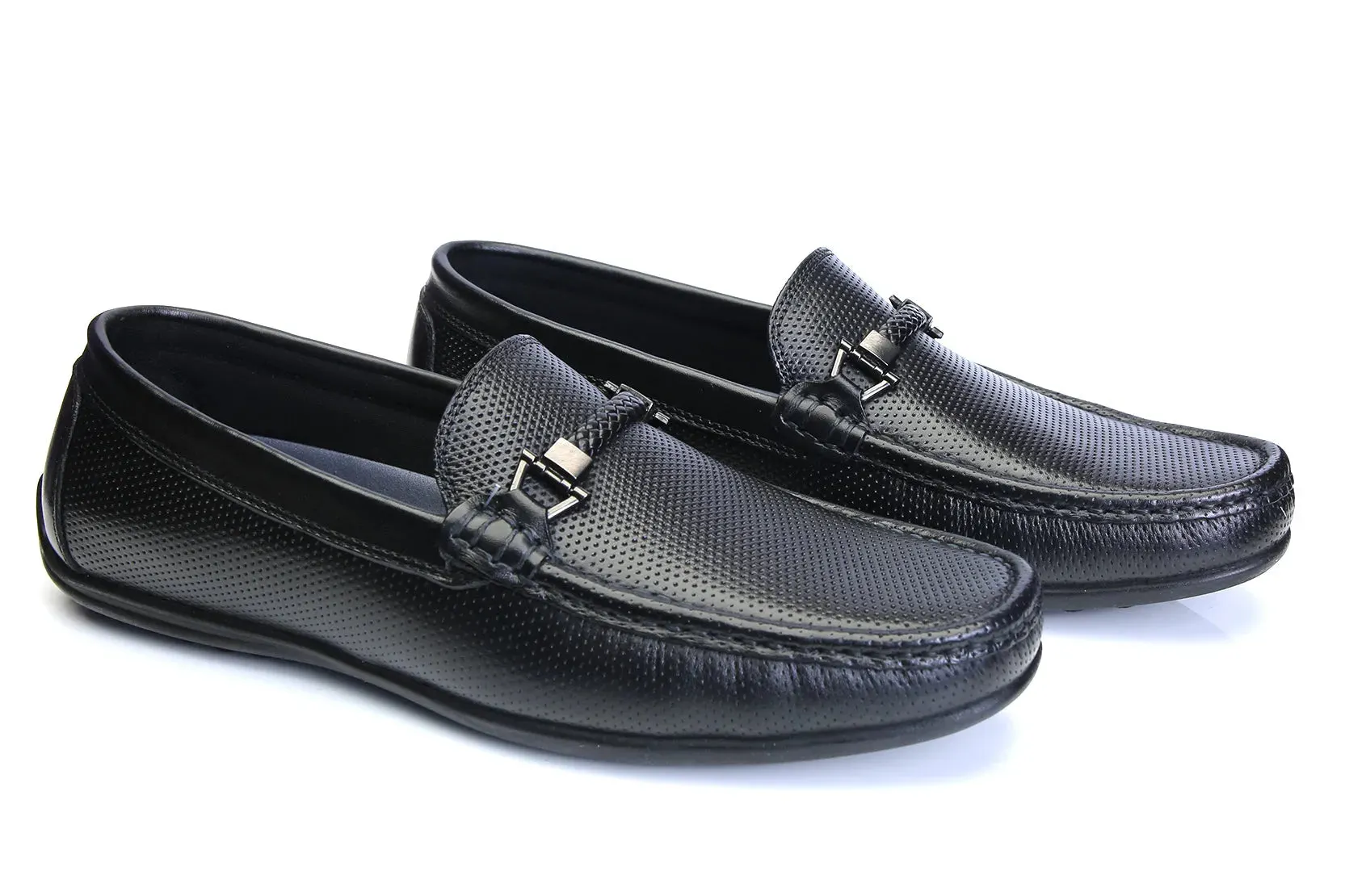 Sure! Here’s an optimized title for the e-commerce product:

Stylish Moccasin Shoes for Men - US Size UM-2351 - Comfortable and Versatile Footwear

Feel free to adjust any specifics based on your target audience or additional features!